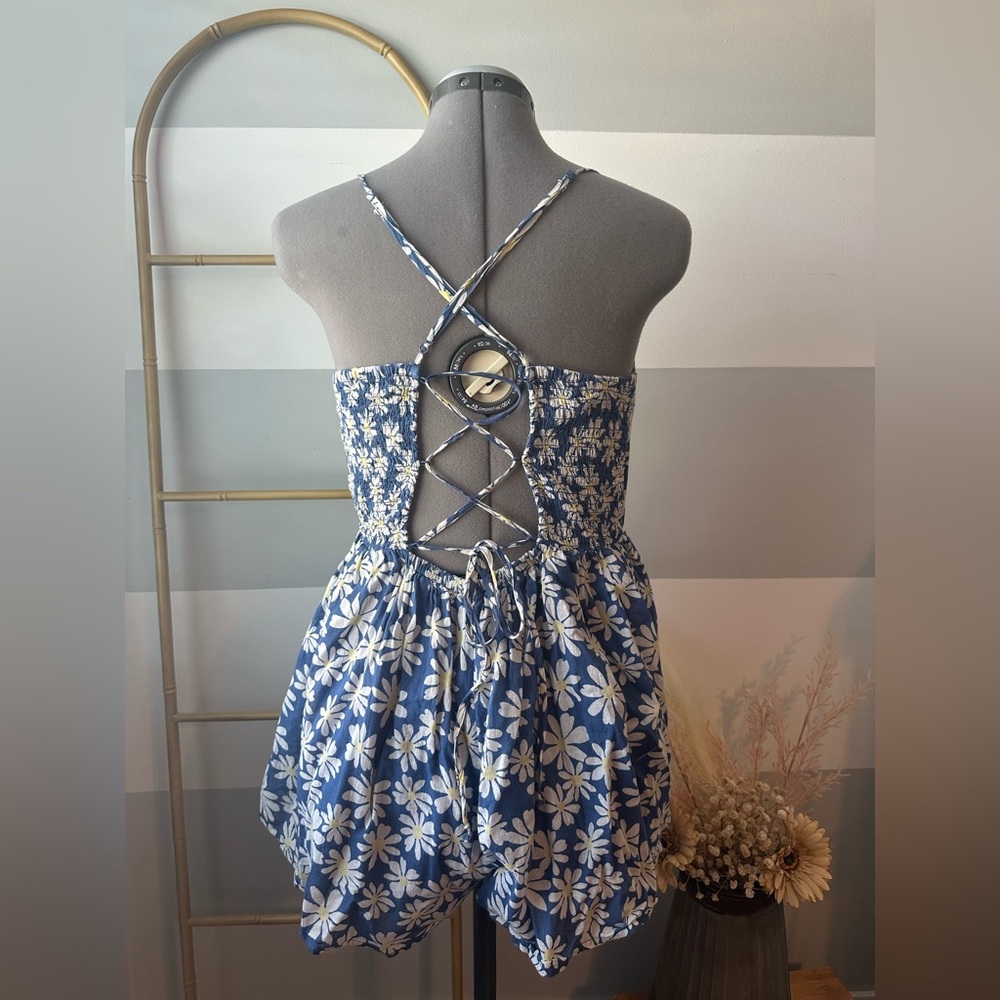 American Eagle Outfitters Blue Daisy Romper - Picture 5 of 6
